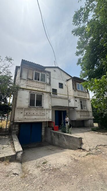 продается жилой дом в село арашан: 3 комнаты, 90 м², Индивидуалка, 2 этаж, Старый ремонт