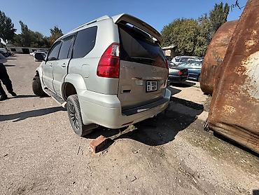 диска на gx: Lexus GX470 (V8) - Кузов: серебристый внедорожник, 5 дверей, рейлинги — 6