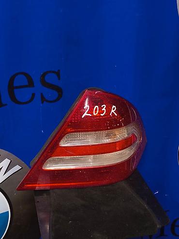 c 203: Задний правый стоп-сигнал Mercedes-Benz 2004 г., Б/у, Оригинал, Япония — 1