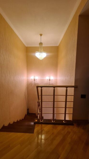 Yeni tikili: 4 otaqlı, Yeni tikili, 200 kv. m — 11