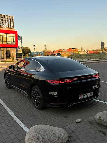 byd e1: BYD Han: 2022 г., Автомат, Электромобиль, Седан — 3