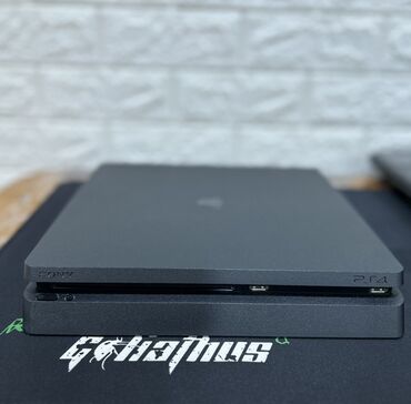PS4 (Sony Playstation 4): Sony PlayStation 4 Slim oyun konsolu Ideal veziyyetde ustada olmuyub — 3