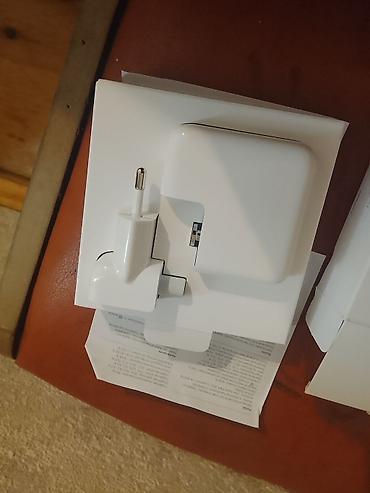 Apple Dual USB‑C Port 35W Power Adapter Xüsusiyyətlər: - İki ədəd