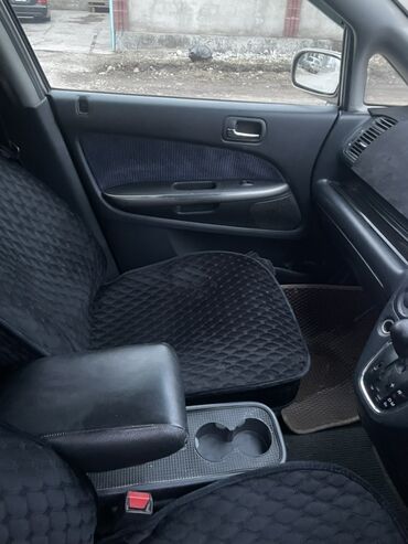 Honda: Honda Stream: 2002 г., 2 л, Автомат, Бензин, Минивэн — 8