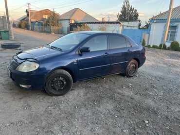 Toyota: Toyota Corolla: 2004 г., 1.6 л, Механика, Бензин, Седан