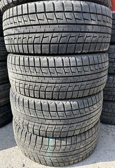 колесо r12: Шины 215 / 55 / R 17, Зима, Б/у, Комплект, Легковые, Япония, Bridgestone