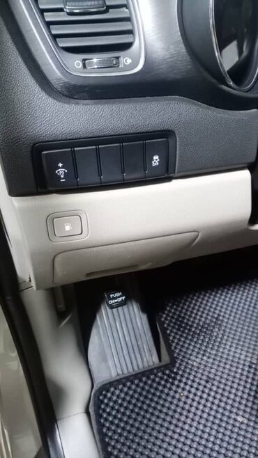 Kia: Kia Carnival: 2019 г., 2.2 л, Автомат, Бензин, Минивэн — 8