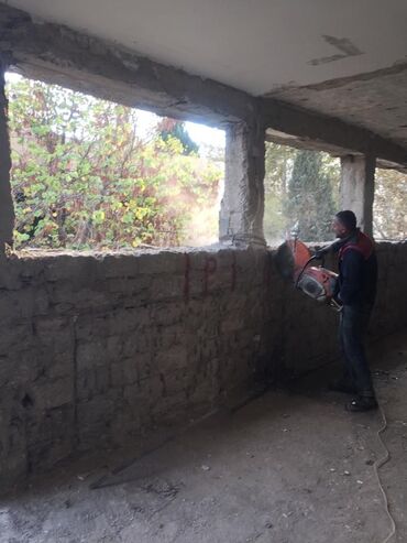 Beton işləri: Səssiz tozsuz səliqəli kəsim. Beton katlavan monolit kubik — 12