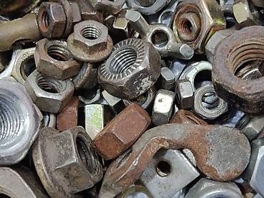 qeder ot bicen: Müxtəlif ölçülü və növlü metal qayka(gayka) dəsti Məhsul təsviri: - — 8