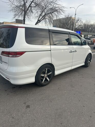 Honda: Honda Elysion: 2005 г., Автомат, Минивэн — 8