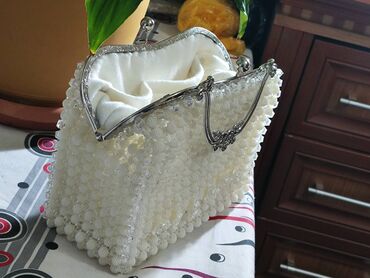 женские трикотажные спортивные костюмы: Сумка с короткой ручкой, Новый at lalafo.az женские трикотажные спортивные костюмы: Сумка с короткой ручкой, Новый