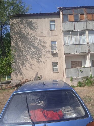 домкрат для авто: Автомобиль хэтчбек синего цвета. Характеристики и особенности по