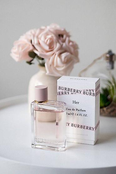 pull i bear srbija: Burberry her 
3900 din
mmn — 1