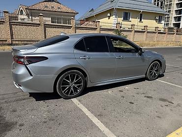 corolla 2016: Toyota Camry: 2021 г., 2.5 л, Автомат, Гибрид, Седан — 3