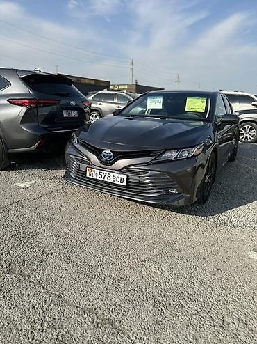 тирактир 80: Toyota Camry: 2020 г., 2.5 л, Вариатор, Гибрид, Седан — 3