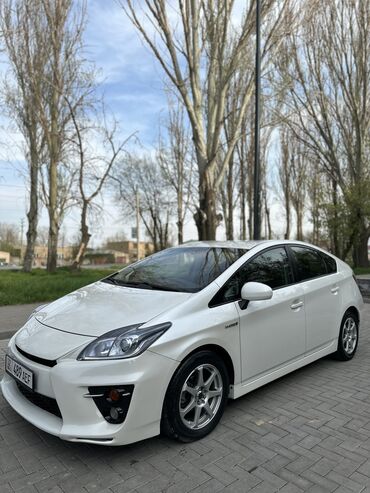 Toyota: Toyota Prius: 2011 г., 1.8 л, Вариатор, Бензин, Седан