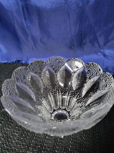 Činije: Bombonijera nova kristal,led kristal nemacka 80te na lalafo.rs — 5 Činije: Bombonijera nova kristal,led kristal nemacka 80te — 5