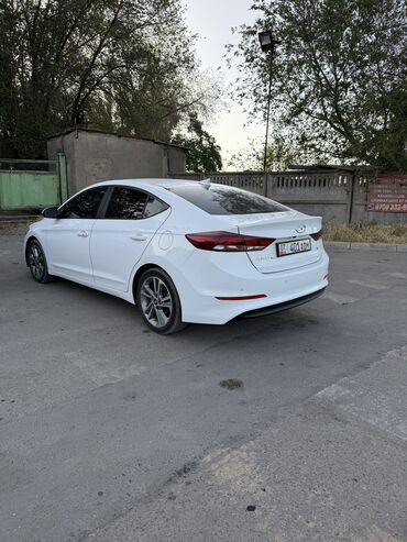 Hyundai: Hyundai Avante: 2017 г., 1.6 л, Автомат, Бензин, Седан