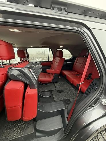 Toyota: Toyota Sequoia: 2022 г., 3.5 л, Гибрид, Внедорожник — 7