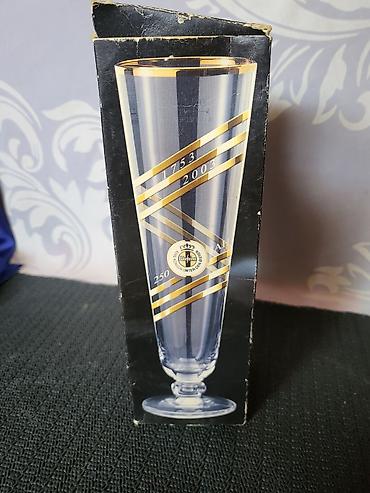 Čaše: Casa nova Warsteiner kolekcionarska za pivo 2003 godina. Warsteiner — 11