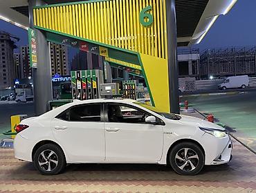кузов е36: Toyota Levin: 2017 г., 1.8 л, Гибрид, Седан — 3