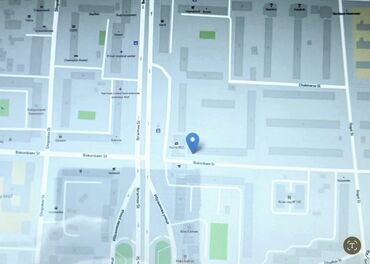 продаю полдома западный автовокзал: Ижарага берем Офистик, 70 кв. м, Турак комплексинде, Өзүнчө кире бериши менен