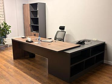 Digər ofis mebeli: Ofis mebeli ideal vəziyyətdədir. 8000 manata yığılıb. Hamısı birlikdə — 5