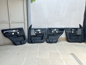 Şüşələr: Land Rover Discovery 4, 2013 il