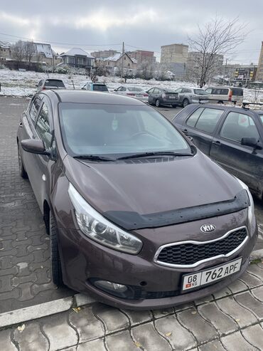 журбой калган: Kia Ceed: 2013 г., 1.6 л, Автомат, Бензин, Хетчбек