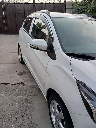sprinter 4 4: Chevrolet Spark: 2016 г., 1 л, Вариатор, Бензин, Хэтчбэк — 5