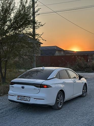 ли 7 бишкек: GAC Aion S — электрический седан белого цвета. Машина в отличном — 3