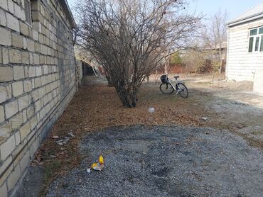 Həyət evləri və villaların satışı: Salam,Ala qapının yanı,Günəşli qəsəbəsində 5 sot torpaqda 6 daş — 23