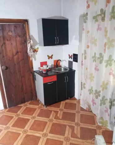 Долгосрочная аренда домов: 120 м², 3 комнаты, Бронированные двери, Утепленный, Забор, огорожен at lalafo.kg — 14 Долгосрочная аренда домов: 120 м², 3 комнаты, Бронированные двери, Утепленный, Забор, огорожен — 14