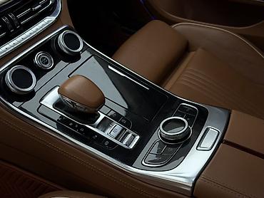 FAW: FAW : 2020 г., 3 л, Автомат, Бензин, Седан — 16