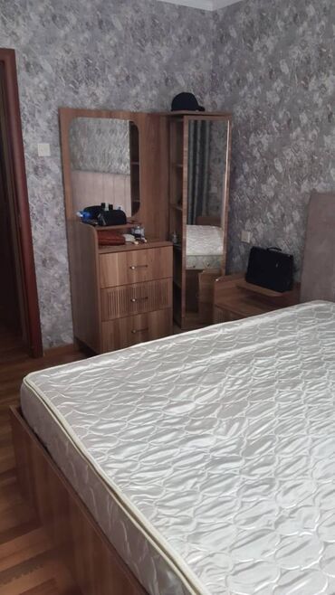 Uzunmüddətli kirayə mənzillər: Binəqədi rayonu,avtovağzal metrosuna piyada 5 dəqiqəlik məsafədə, 5 — 10