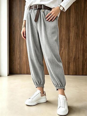bele pantalone za punije: Pantalone 2300 din
S M L — 4