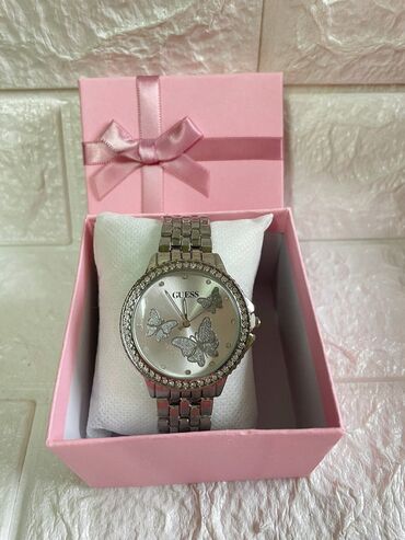 Ručni satovi: Cena: 2700 din (sa kutijom)
Cena:2500 din (bez kutije) — 6