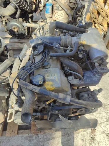 мотор виш: Двигатель TOYOTA HILUX SURF RZN185 3RZ 2000 (б/у)