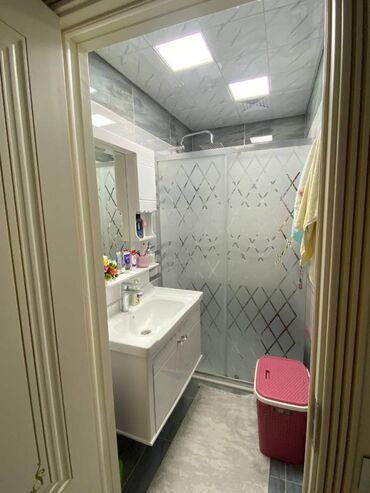 Köhnə tikili: Bakı, Yeni Günəşli Massiv V, 4 otaqlı, Köhnə tikili, m. Xalqlar Dostluğu, 100 kv. m -da lalafo.az — 17 Köhnə tikili: Bakı, Yeni Günəşli Massiv V, 4 otaqlı, Köhnə tikili, m. Xalqlar Dostluğu, 100 kv. m — 17