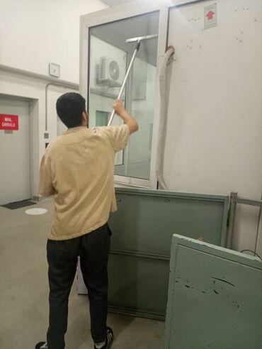 наращивание ресниц на дому: 5 ulduzlu otelə gecə növbəsi təmizlik şöbəsinə bəy işçilər axtarılır