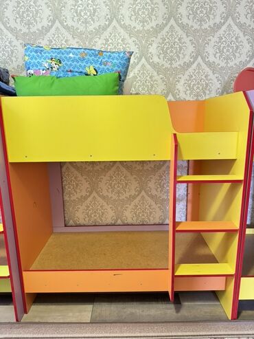 двуярусная детская кровать: Балдар үчүн эки ярустуу, Жаңы, ЛДСП, түсү - Сары