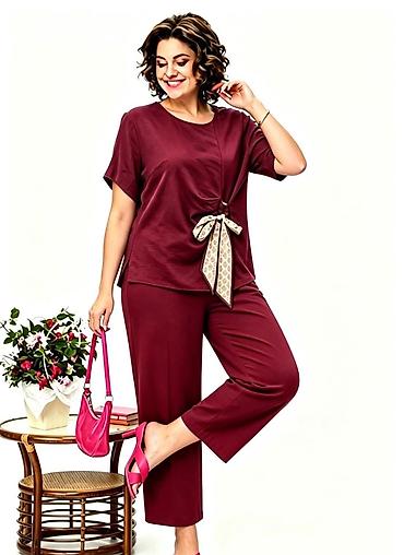 komplet odece: 06. Komplet za punije
XL 2XL 3XL 
Cena : 2.900 dinara H — 2