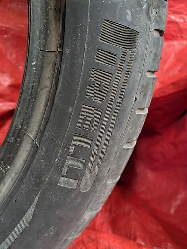 Шины: Летние шины Pirelli, размер 235/50 R19 99V. 2020 года в хорошем — 2