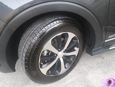 Kia: Kia Sorento EX AWD – tünd boz rəngli 5 nəfərlik krossover - — 10