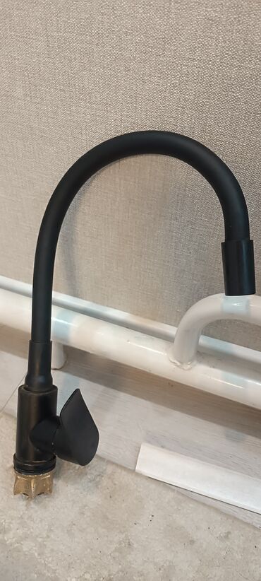 прозрачный чайник: Смеситель для кухни с высоким гибким изливом, матовый черный - Тип