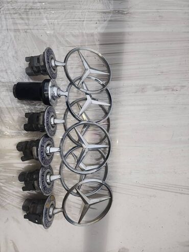 Другие автозапчасти: Продаётся эмблоема капот Мерседес бенц Mercedes-Benz оригинал