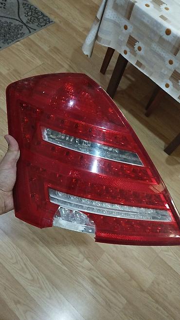 w124 arka stop: Mercedes-Benz arxa sol stop fənəri - Korpus: qırmızı linza, şəffaf — 1