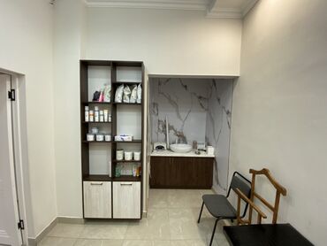 Кеңселерди ижаралоо: Сдаю Аренда офисов, 62 м², В жилом комплексе, С отдельной кухней, С отдельным сан узлом — 6