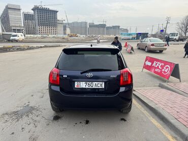 Toyota: Toyota Corolla: 2003 г., 1.5 л, Вариатор, Бензин, Хэтчбэк — 3