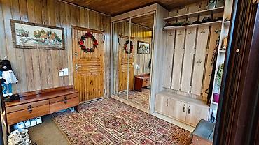 Продажа коттеджей и домов: Продаю дом, расположен в лебединовке улица северная дом 181, участок — 17